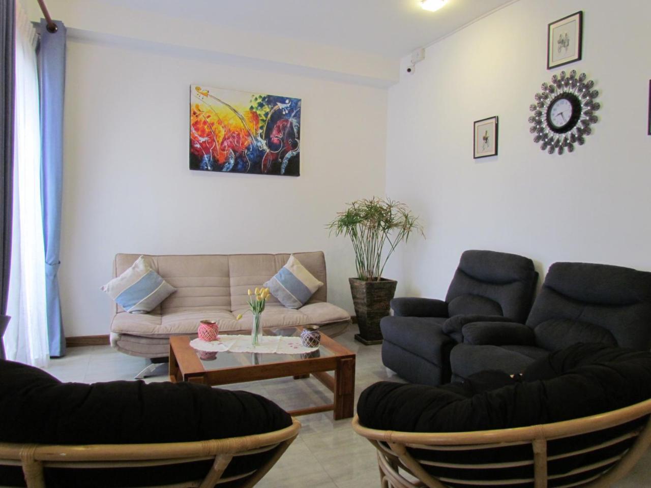 KMC Villa Dehiwala-Mount Lavinia Eksteriør billede