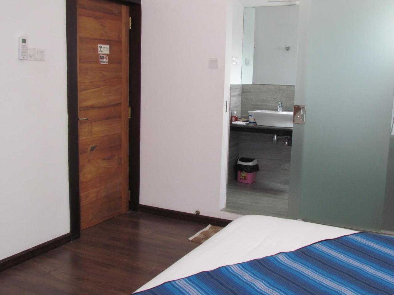 KMC Villa Dehiwala-Mount Lavinia Eksteriør billede